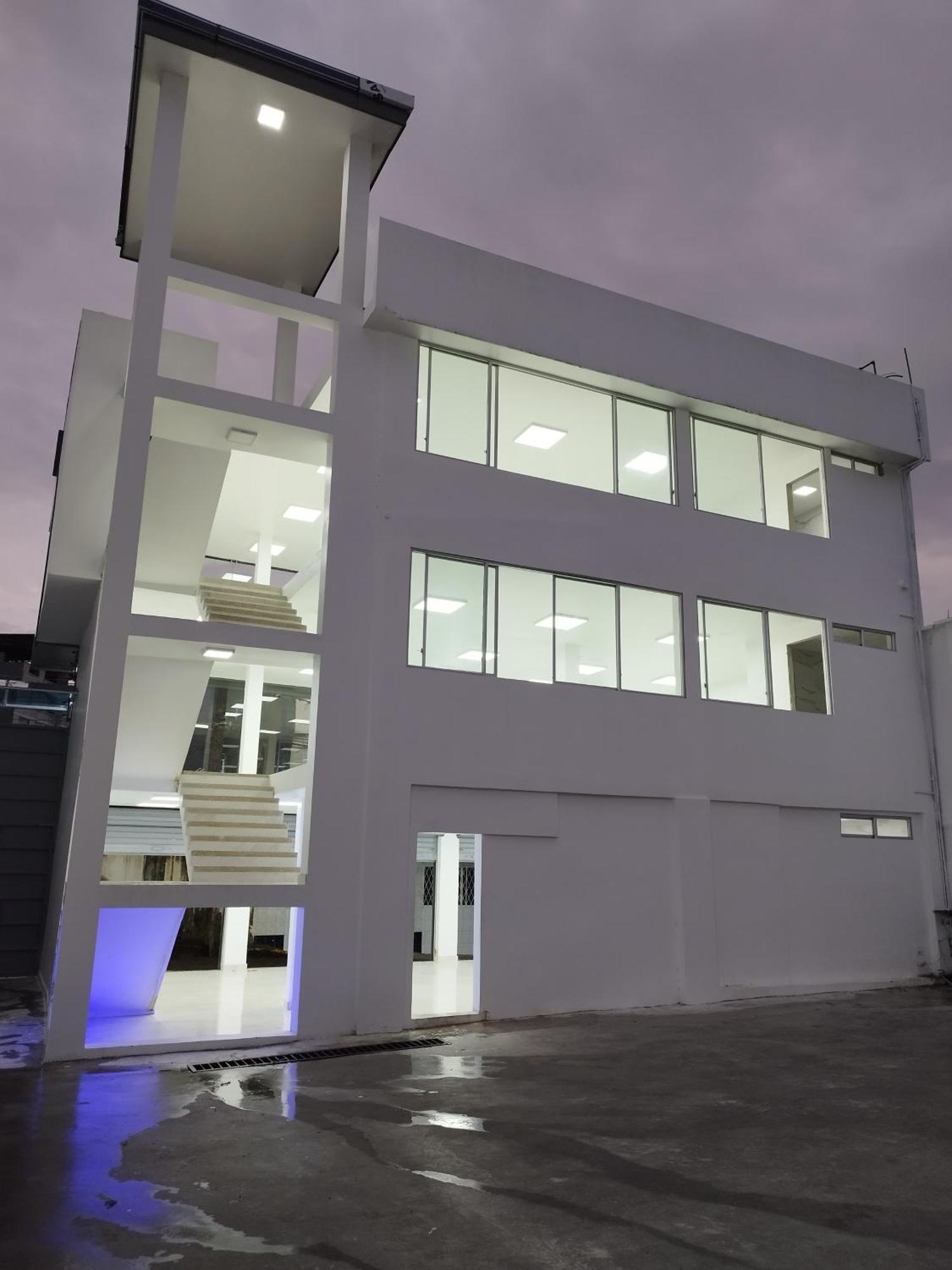 Hotel Puerta Del Sol 산토 도밍고 데 로스 콜로라도스 외부 사진